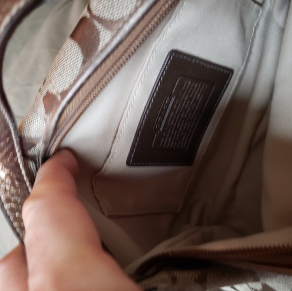 Coach Logo Baguette - Picture 4 of 6